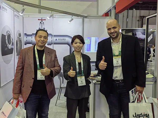 fábrica de accesorios de tubería,tubo sin costura y soldado,fabricantes de tubos de acero erw